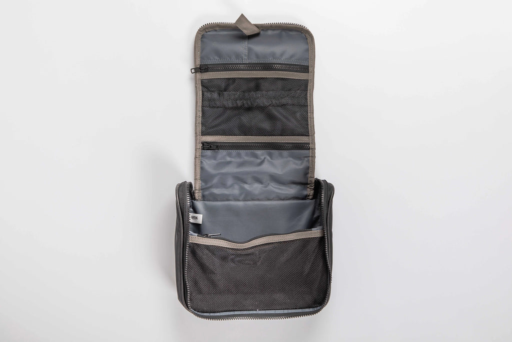 Back To Basics Hanging Travel Kit