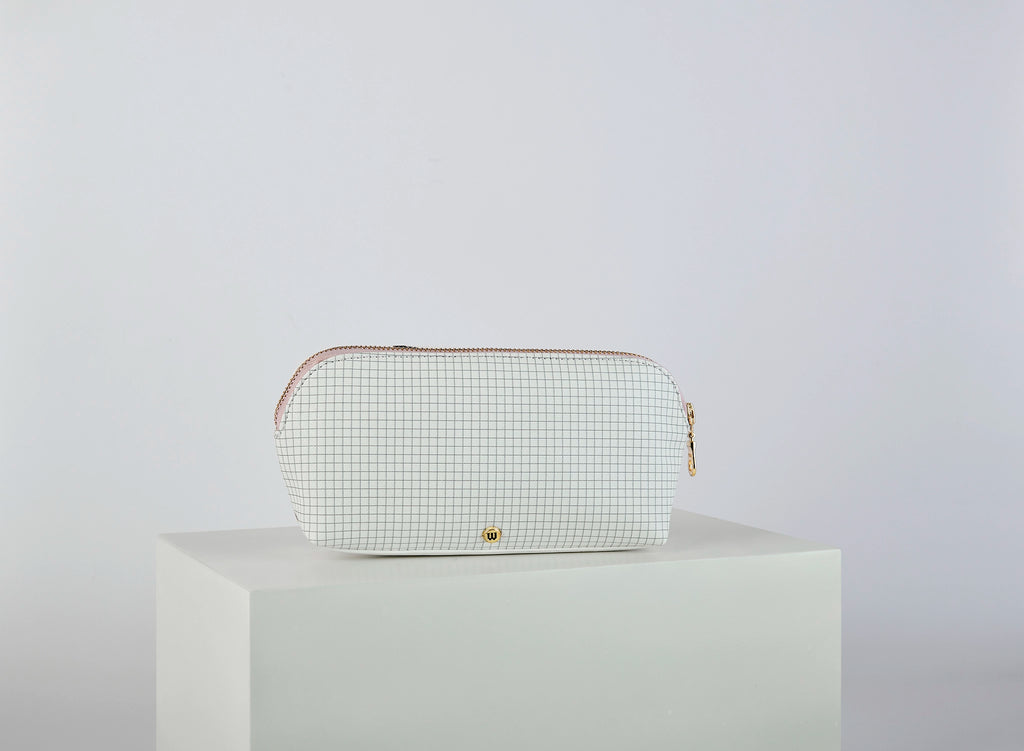 Gardenia Wide Base Makeup Pouch