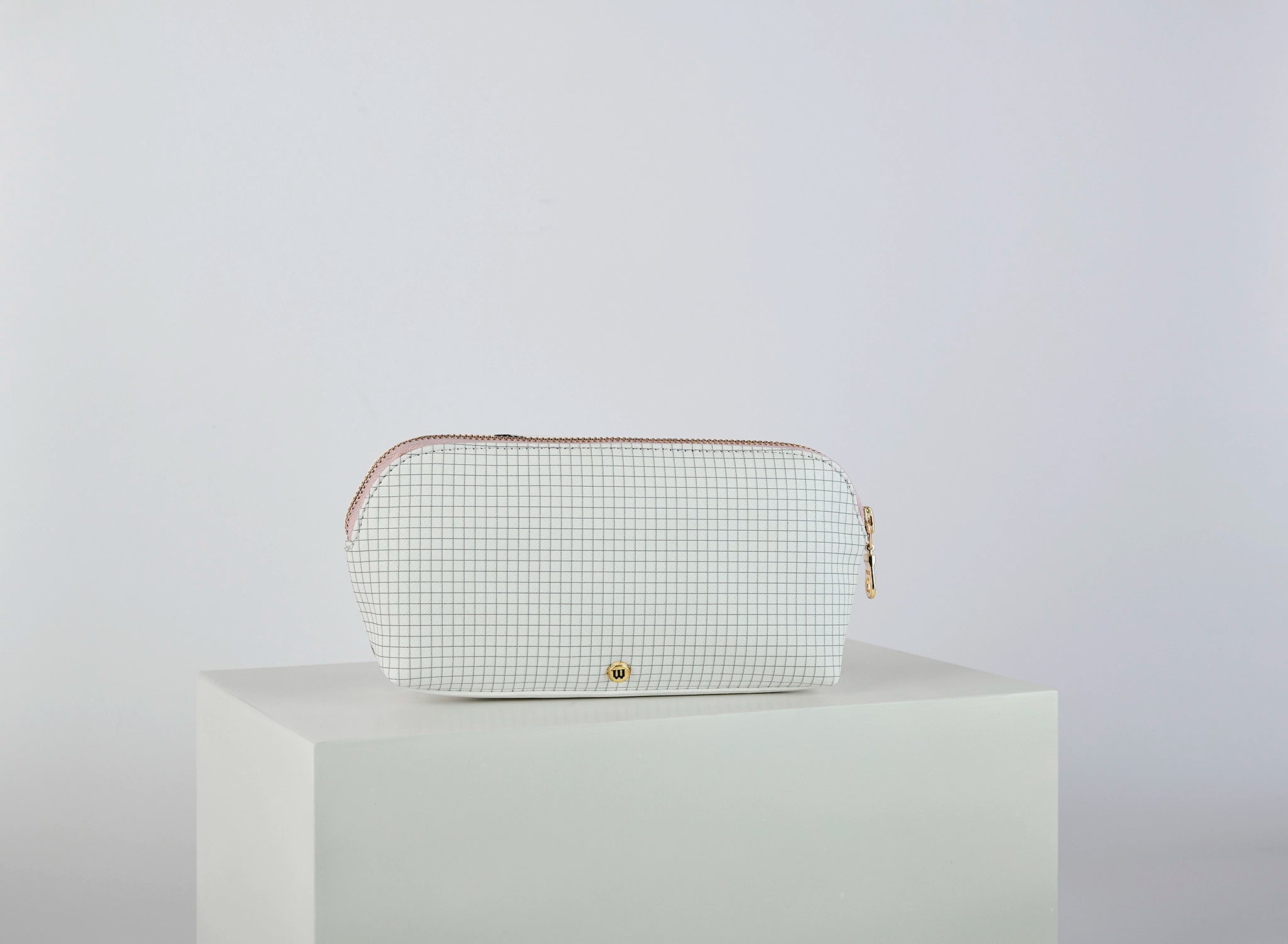 Gardenia Wide Base Makeup Pouch
