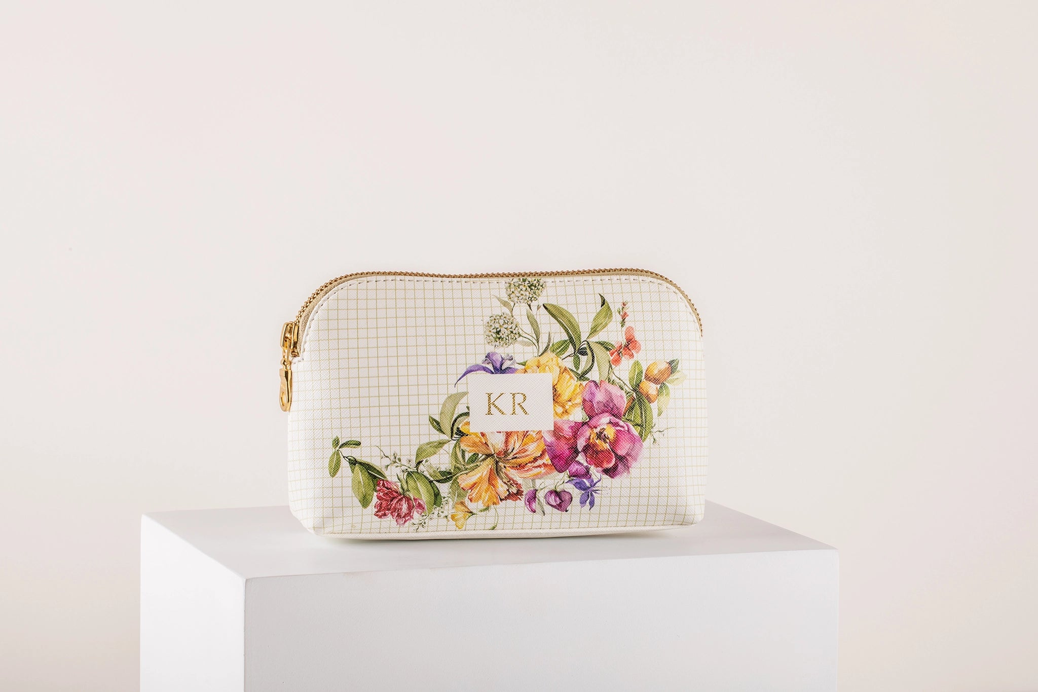 Sangria Oval All Purpose Pouches – Set Of 3