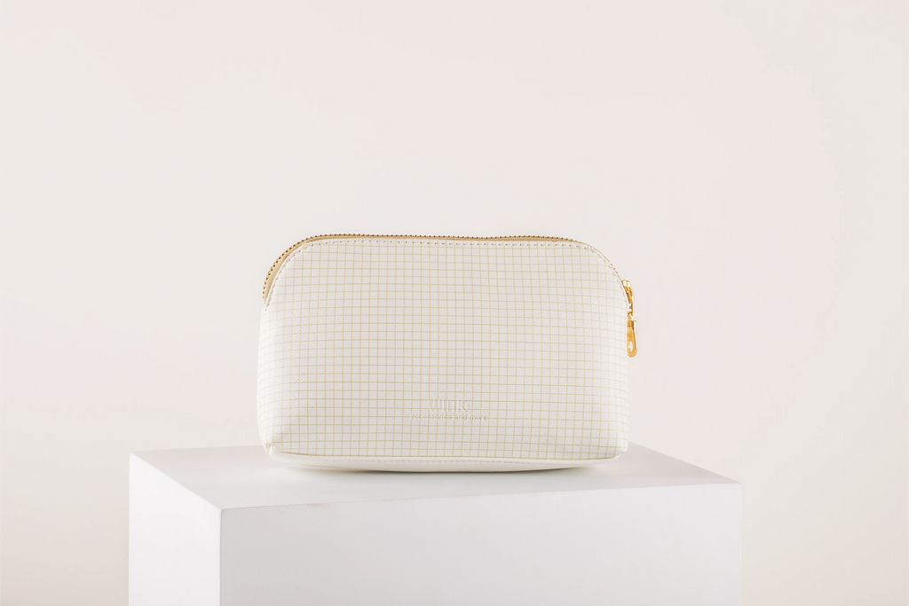 Sangria Mini Oval Pouch