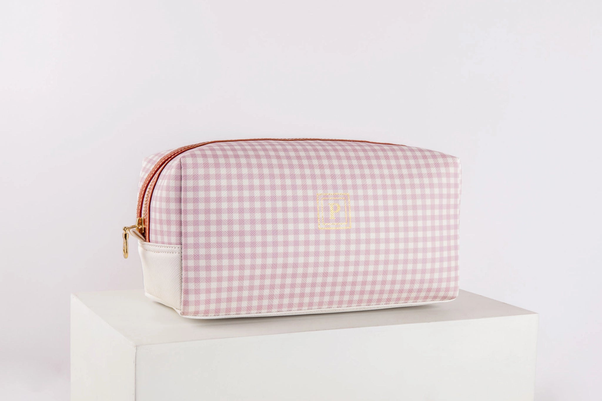 Pattern Of Joy Pink Hamper 1