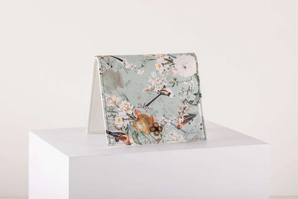 Timeless Charm Sanitary Pad Holder