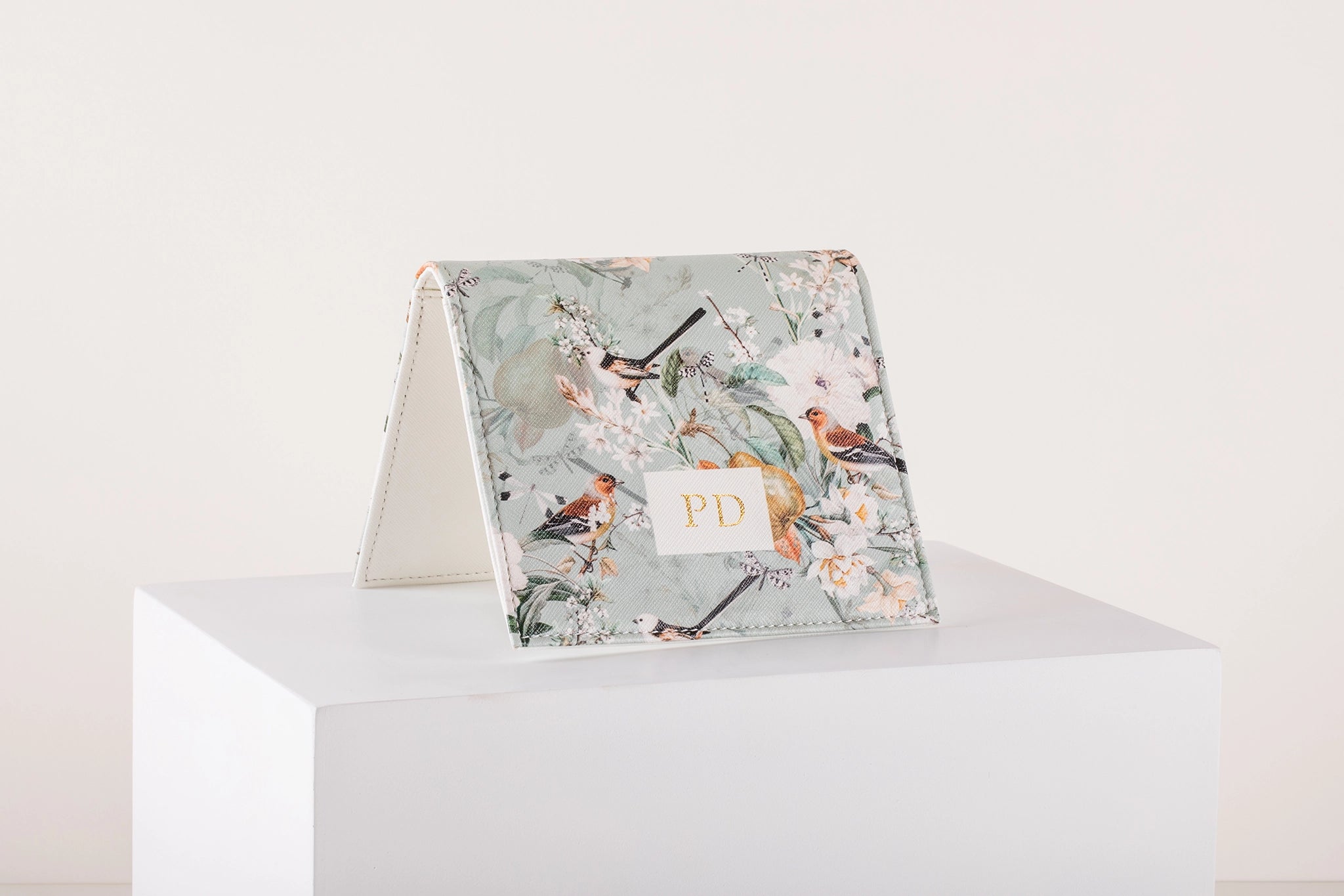 Timeless Charm Sanitary Pad Holder